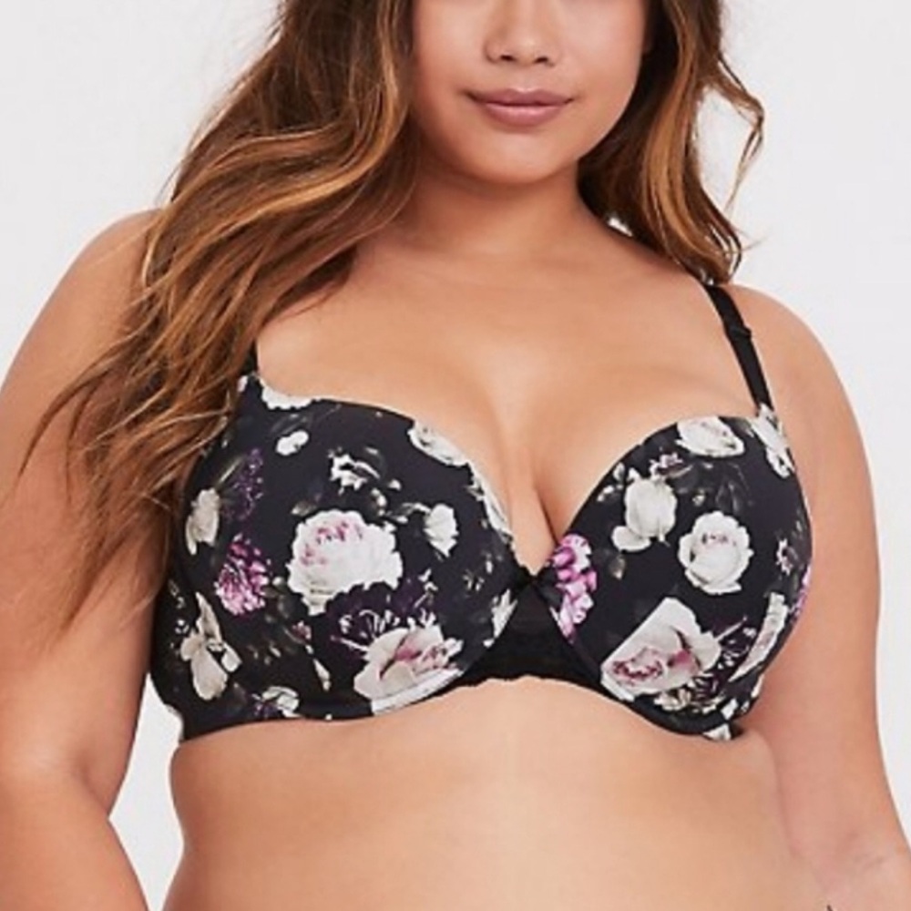TORRID Curve 44 DDD Black Floral Back Smoothing Underwire Push Up‎ Bra Feminine
